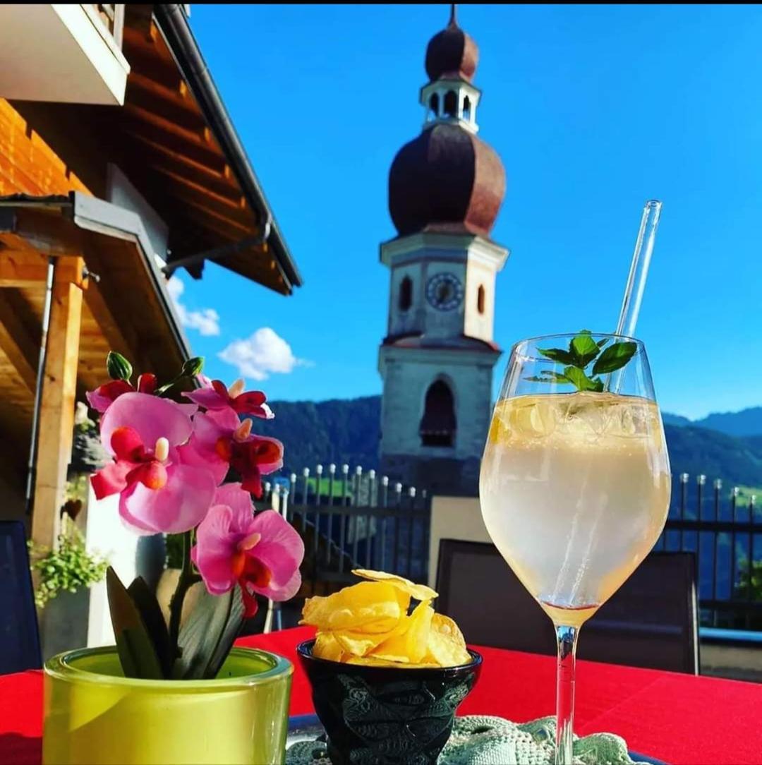 Hotel Tonnerhof ラチーネス エクステリア 写真