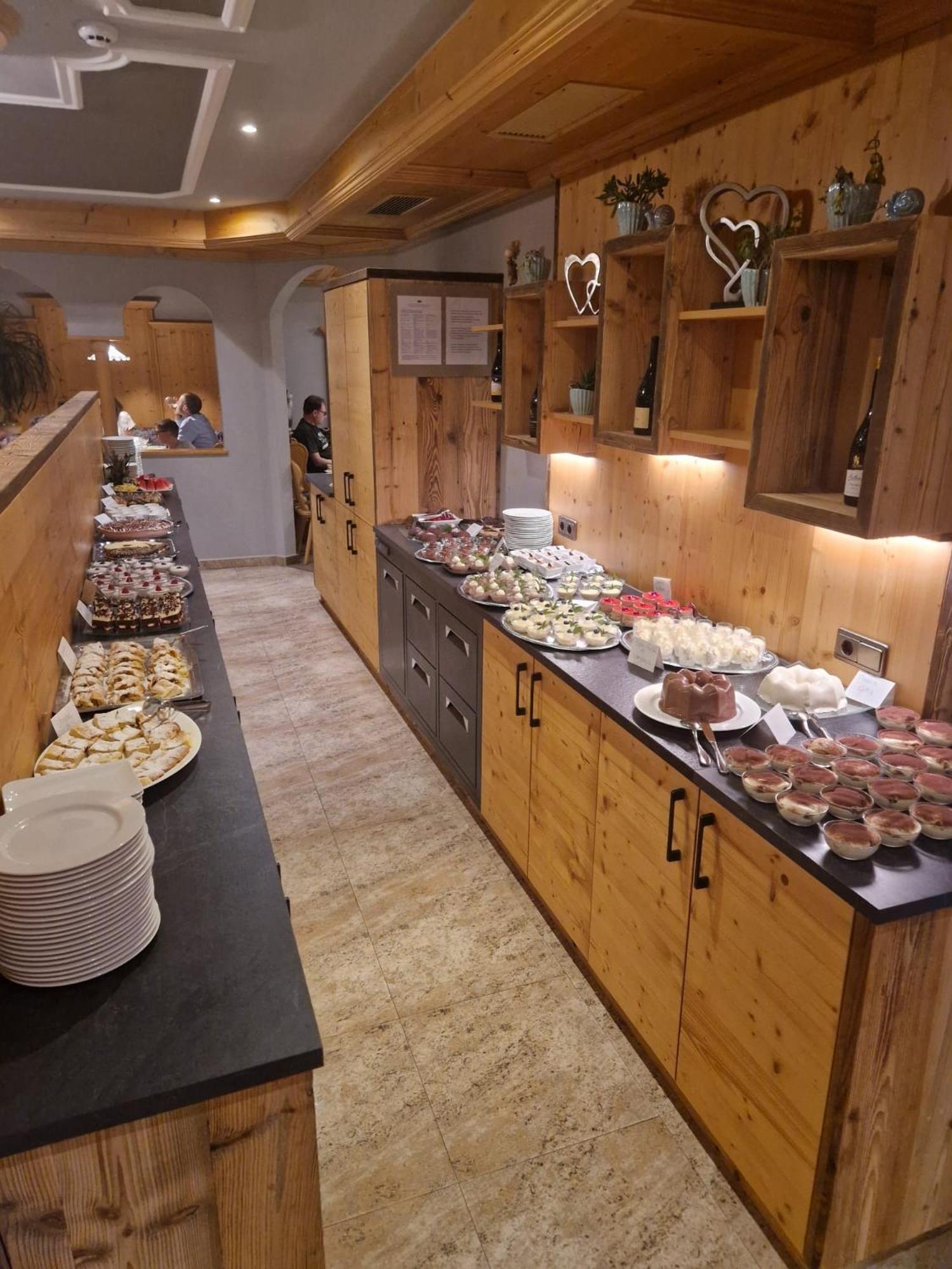 Hotel Tonnerhof ラチーネス エクステリア 写真